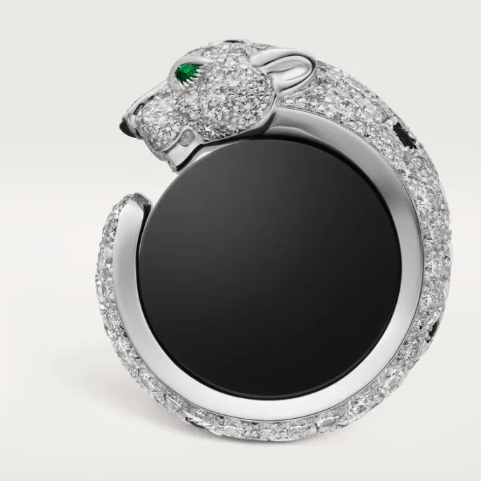 Manžetové knoflíčky Panthere De Cartier – rhodiované bílé zlato, diamanty, smaragdy, onyx – Cartier