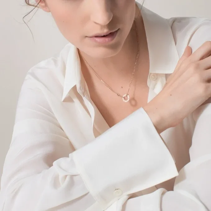 Náhrdelník Love, 2 diamanty – růžové zlato, diamanty – Cartier