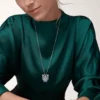 Náhrdelník Panthere De Cartier – bílé zlato, smaragdy, diamanty, onyx – Cartier