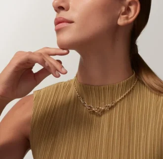 Náhrdelník Trinity, ve tvaru polštáře, střední model