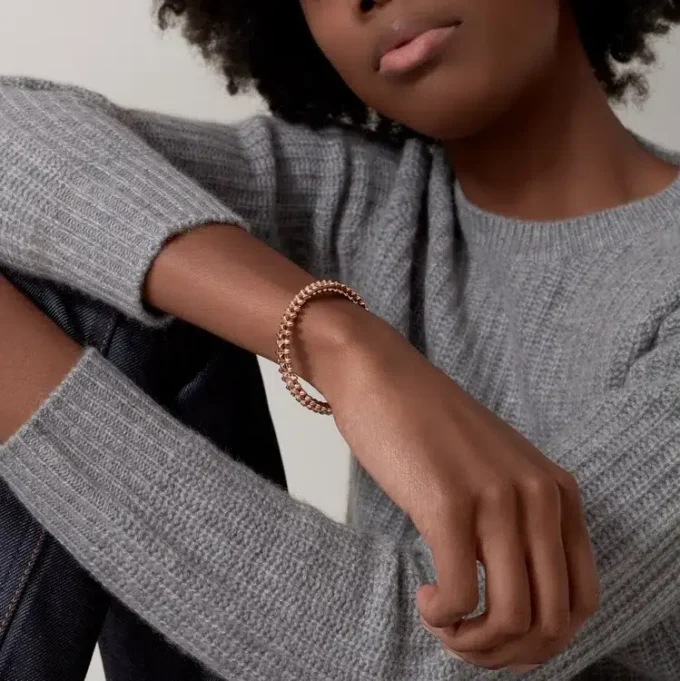 Náramek Clash De Cartier, střední model