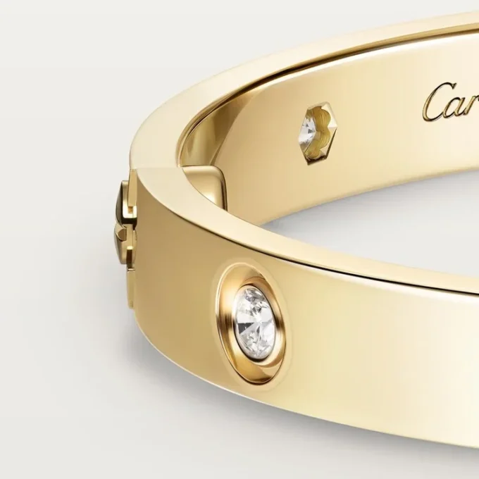 Náramek Love, klasický model, 10 diamantů