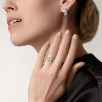 Náušnice Maillon Panthere, 3 řady s diamantovým pavé – bílé zlato, diamanty – Cartier