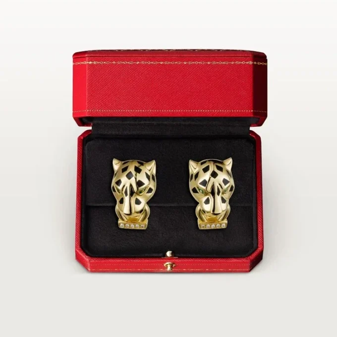 Náušnice Panthere De Cartier – žluté zlato, lak, diamanty, tsavoritové granáty, onyx – Cartier