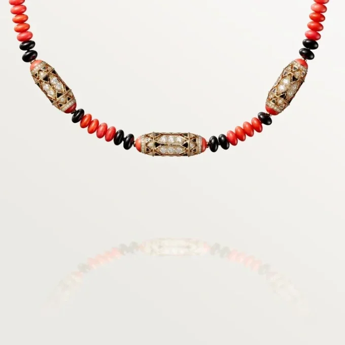 Šperkový náhrdelník – růžové zlato, korál, onyx, černý lak, diamanty – Cartier
