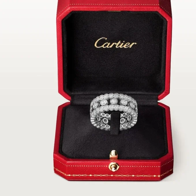Prsten Broderie De Cartier, třířadý, diamanty