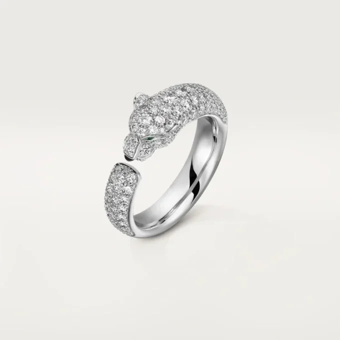 Prsten Panthere De Cartier – bílé zlato, smaragdy, onyx, diamanty – Cartier