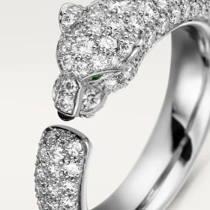 Prsten Panthere De Cartier – bílé zlato, smaragdy, onyx, diamanty – Cartier