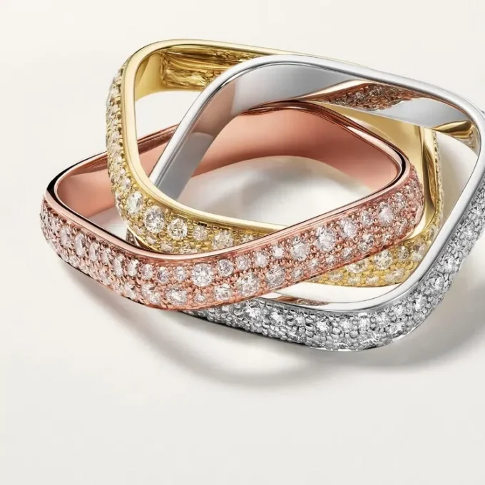 Prsten Trinity Cushion, klasický model, s pavé