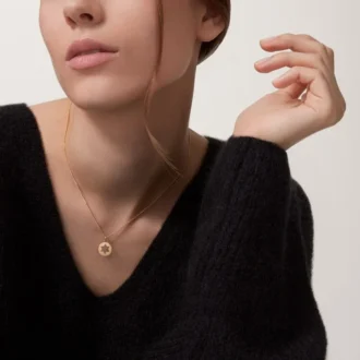 Přívěsek se symbolem – žluté zlato – Cartier