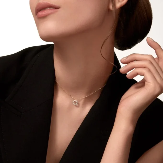 Přívěsek Trinity, s pavé